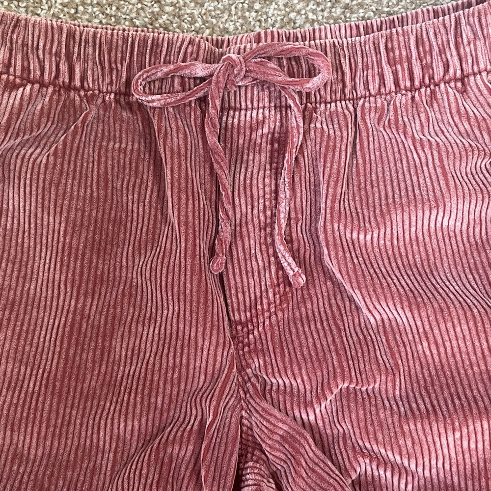 American Eagle Stretch Corduroy Low-Rise Baggy Wide-Leg Pant ✨ - Picture 4 of 11